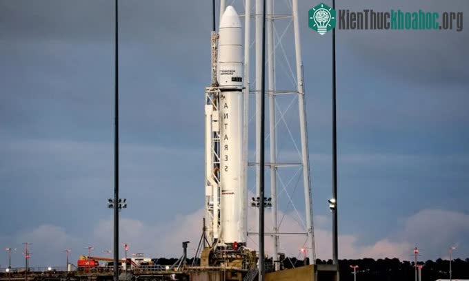 Tên lửa Antares và tàu chở hàng Cygnus NG-16