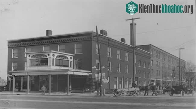 Năm 1934, đám cháy Khách sạn Kerns, 34 người chết
