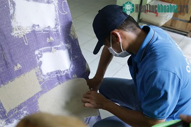 Nếu trời nắng, thì chỉ cần phơi 7 - 8 tiếng đồng hồ là có thể cho ra giấy thành phẩm.