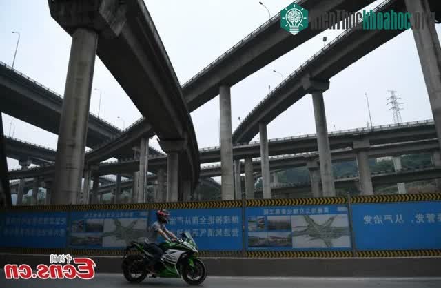 Ngắm nút giao cầu vượt dày đặc như đan cửi ở Trung Quốc đến nỗi GPS cũng phải chịu thua ảnh 5