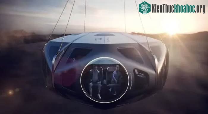 Mọi người sẽ lên khoang chứa đủ cho 8 hành khách và 2 thành viên phi hành đoàn.