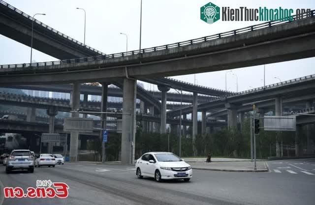 Toàn cảnh nút giao cầu vượt Huangjuewan khi nhìn từ trên cao
