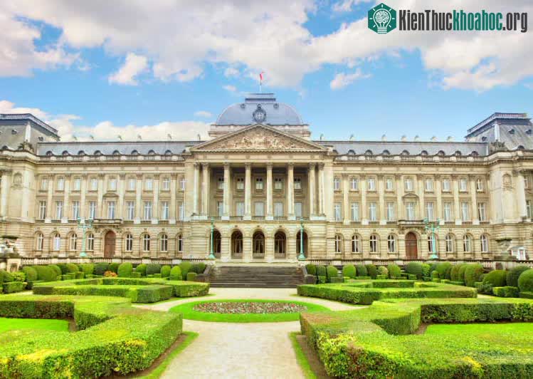 Cung điện Hoàng gia Brussels, Bỉ