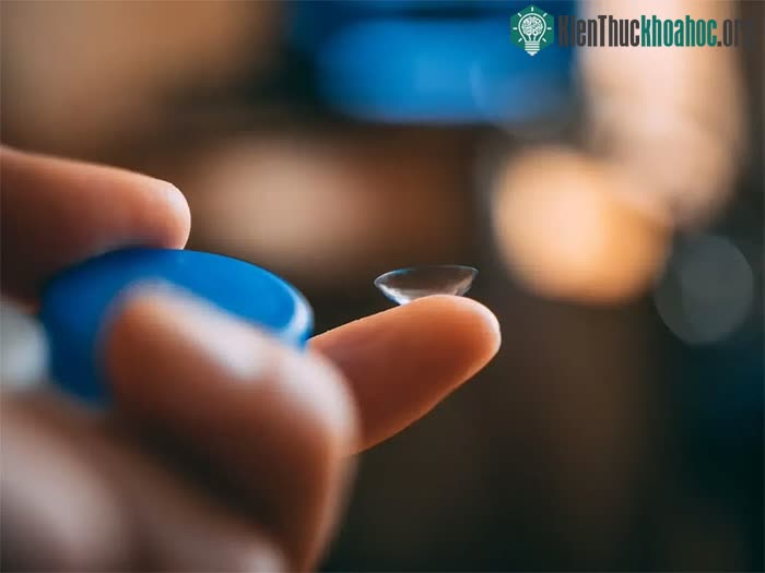 &nbsp;Loại kính áp tròng mới có khả năng phát hiện và thậm chí là có thể chữa khỏi ung thư?