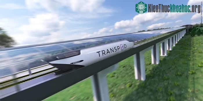 Đây là phương tiện di chuyển bằng điện và là “sự kết hợp giữa máy bay và tàu hoả”.