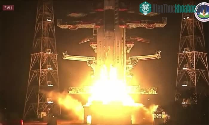 Tên lửa GSLV Mark III có khả năng chở hàng hóa nặng 8.000kg lên quỹ đạo Trái đất thấp.