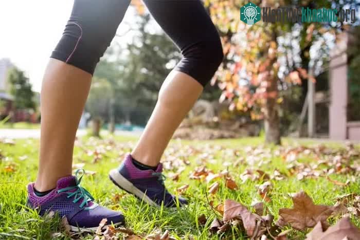 &nbsp;Đi được 8.200 bước mỗi ngày có khả năng giảm nguy cơ các bệnh mãn tính.