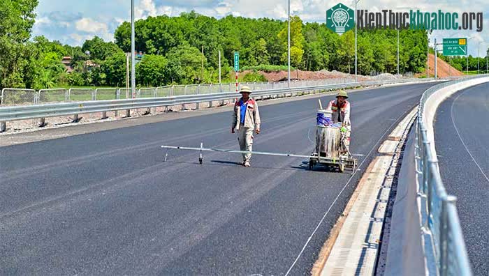Tổng quãng đường cao tốc này sẽ là gần 300km.