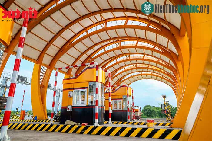 Trạm thu phí Tiên Yên cơ bản hoàn thành các hạng mục kỹ thuật.