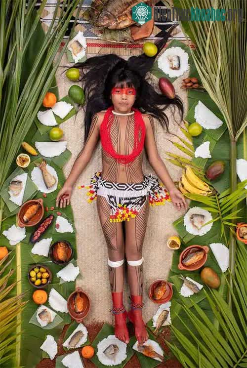 Kawakanih Yawalapiti, 9 tuổi đến từ vùng Xingu của Mato Grosso, Brazil