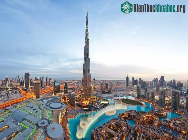 Tòa nhà chọc trời nổi tiếng Burj Khalifa bị bỏ trống tới 1/3.