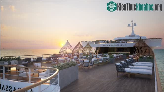 Không gian sân Sundeck là nơi lý tưởng để ngắm hoàng hôn, check-in.