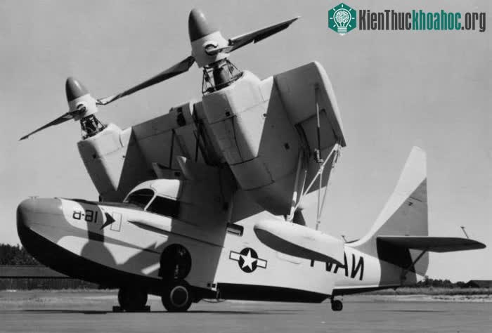 Máy bay Kaman K-16