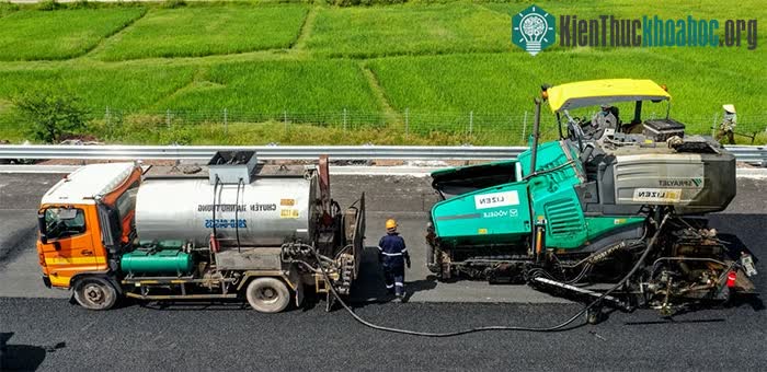 Chùm ảnh toàn cảnh cao tốc Vân Đồn - Móng Cái dài nhất Việt Nam nhìn từ trên cao ảnh 7