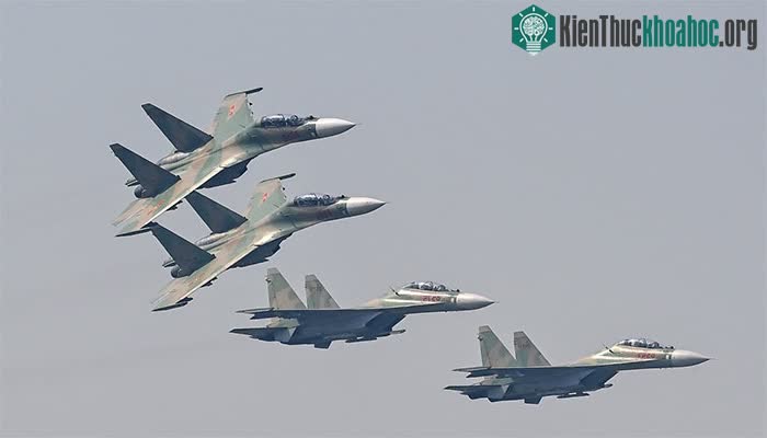 Máy bay chiến đấu Su-30MK2