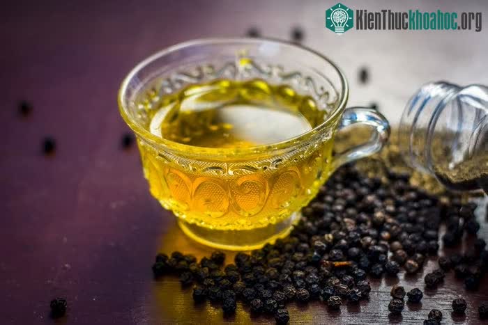 Nước hạt tiêu đen cũng có thể thúc đẩy quá trình trao đổi chất