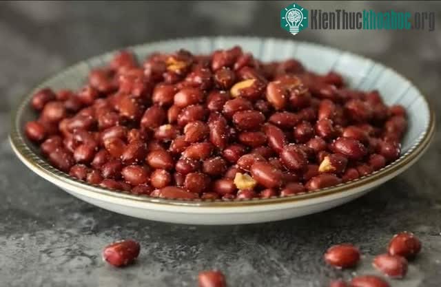 Aflatoxin có hại cho cơ thể con người hơn asen
