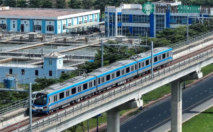 Theo thiết kế, tốc độ cho phép tàu chạy đoạn trên cao là 110km/h