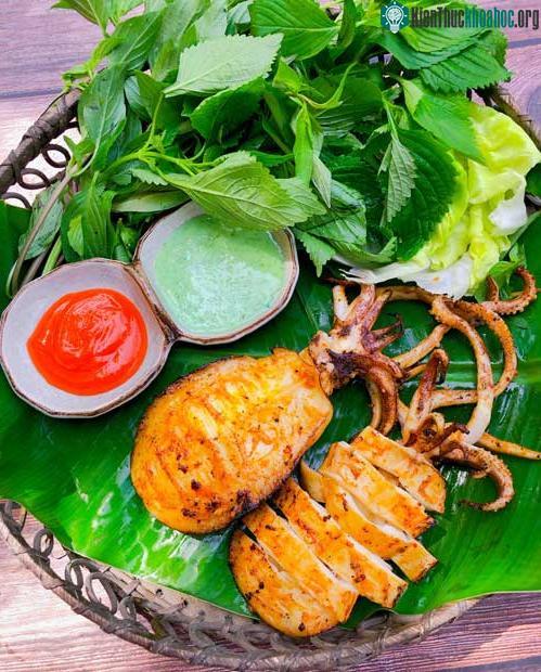 Mực nướng sa tế
