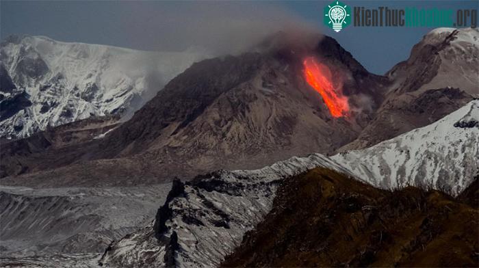 Núi Shiveluch, Kamchatka