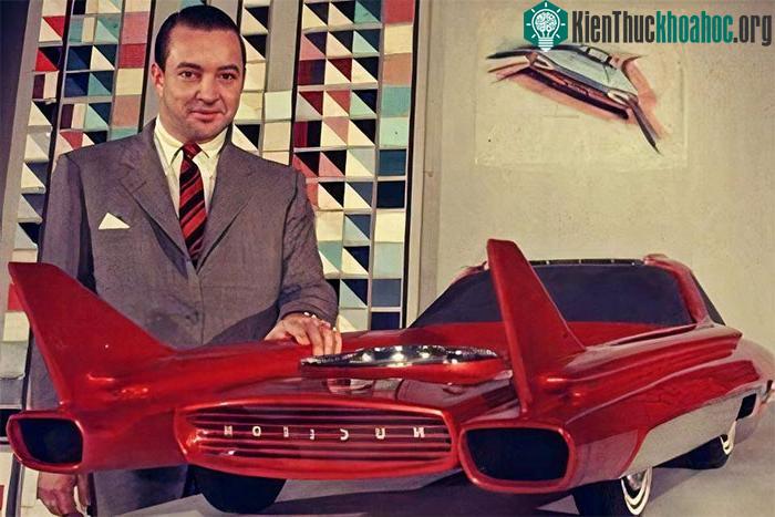 Mô hình xe chạy bằng năng lượng hạt nhân của Ford.