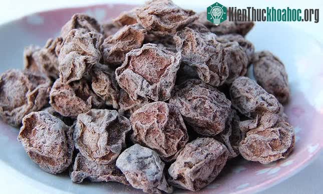 Ô mai kém chất lượng có chứa nhiều chất phụ gia gây độc hại cho sức khỏe của con người