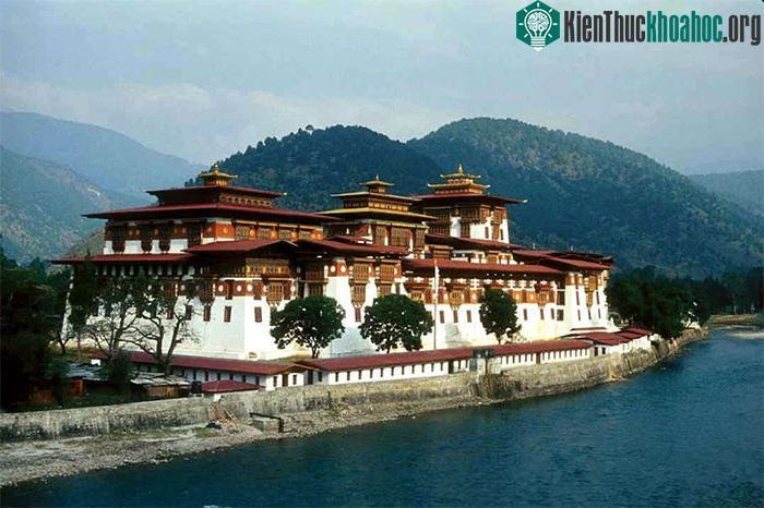 Punakha - Kiến trúc Phật giáo nổi tiếng tại Bhutan.