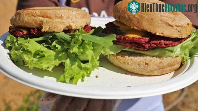 Bánh mỳ kẹp có sử dụng salicornia tại Dubai.