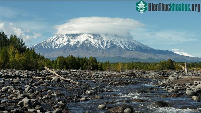 Núi Tolbachik, Kamchatka