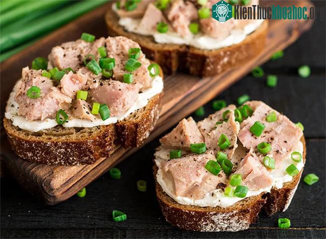 Ăn nhiều cá ngừ đóng hộp gây ngộ độc thủy ngân? ảnh 2