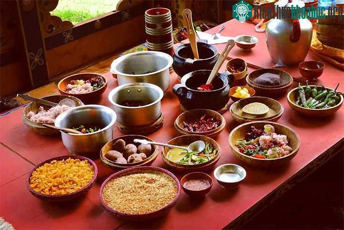 Ẩm thực năm mới đa dạng vào Lễ Losar.