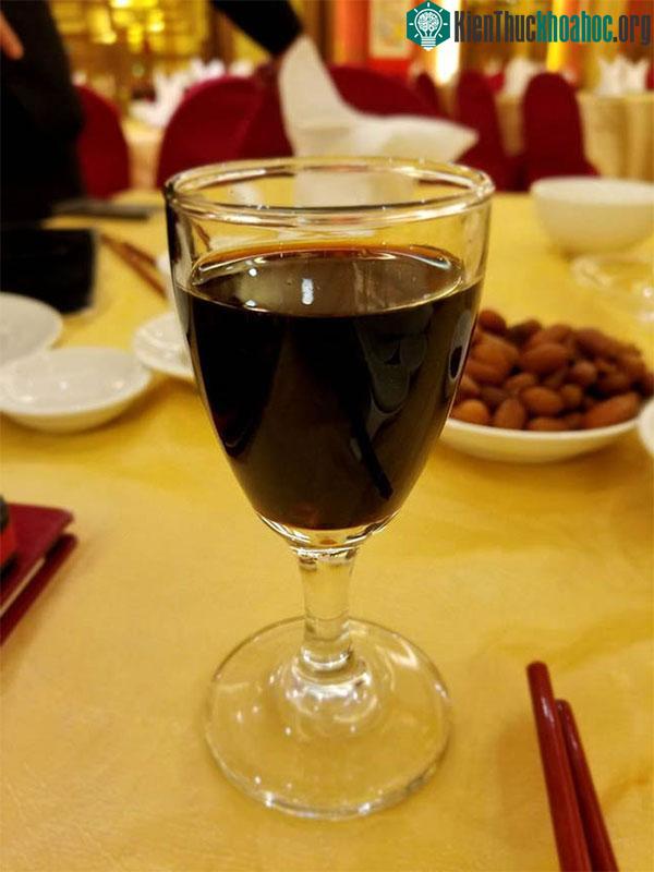 Rượu ngâm của quý con nai