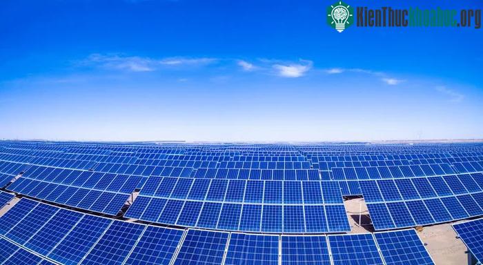 Một phần năng lượng Mặt trời sẽ chuyển thành nhiệt, có thể làm thay đổi nhiệt độ cục bộ.