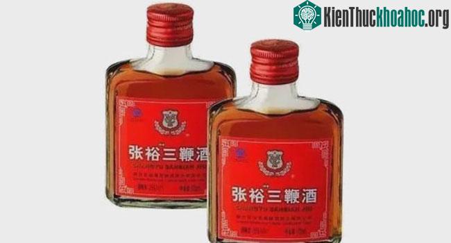 Rượu ngâm dương vật hươu, chó...