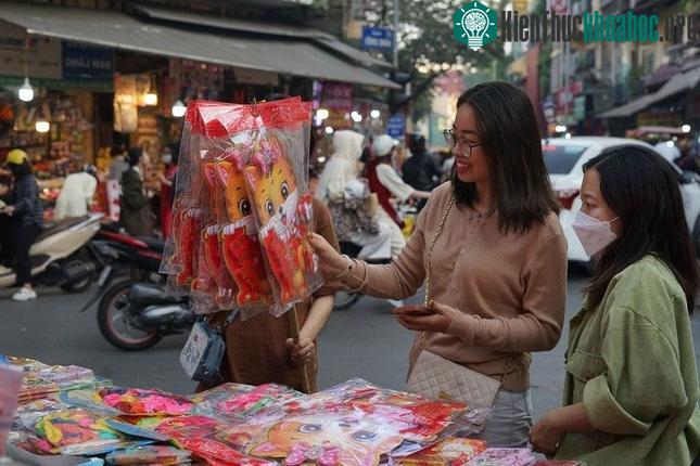 Cộng đồng người châu Á trên khắp thế giới đón Tết Nguyên đán ảnh 8