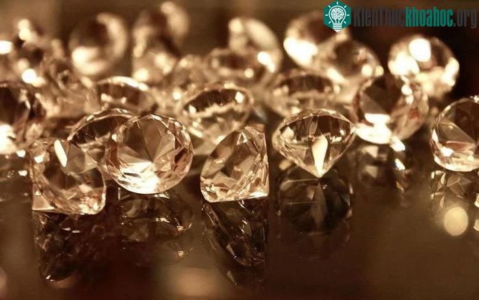 Chiến dịch quảng cáo dài hơi đã thay đổi góc nhìn của cả một thế hệ về kim cương.