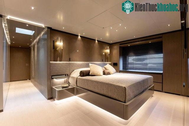 Siêu du thuyền được săn đón nhất thế giới: Trông bề ngoài như một chiến hạm, sang trọng từ trong ra ngoài ảnh 9