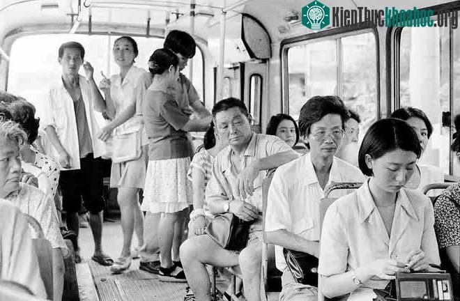 Những bức ảnh ghi lại thời hoàng kim của Thượng Hải, khung hình nào cũng đẹp tựa phim điện ảnh ảnh 9
