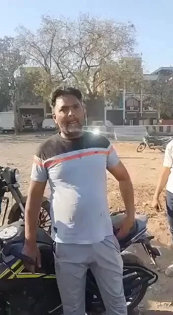 Anh Akku Bhai.