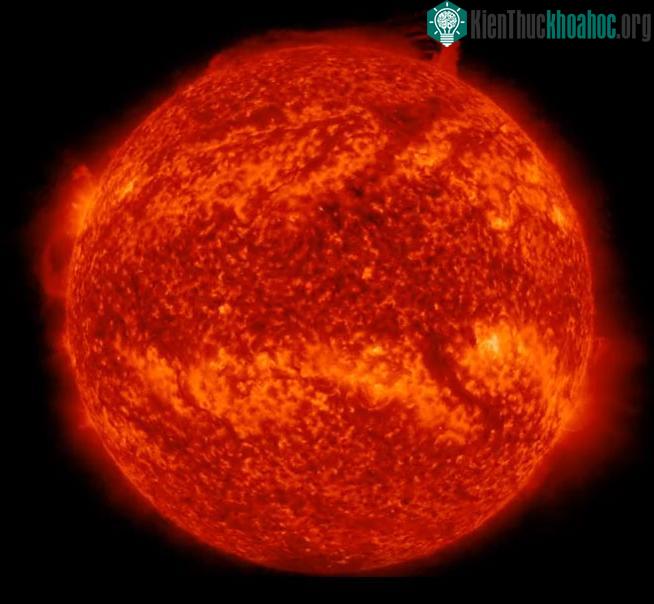 Một số vật chất đã bắt đầu tách rời khỏi cấu trúc chính và bị cuốn vào một cơn lốc xoáy cực