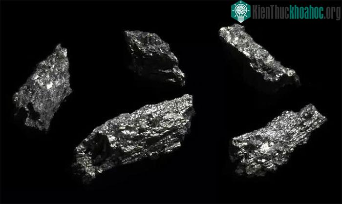 Kim loại quý giá nhất được các chuyên gia phát hiện ở Tân Cương là Berili (Be).