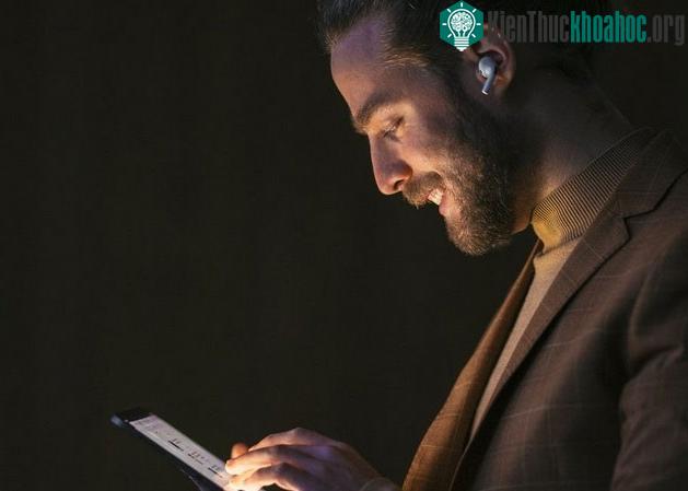 Tai nghe không dây có thể phát hiện rối loạn tim này do công ty Mỹ MindMics phát triển.