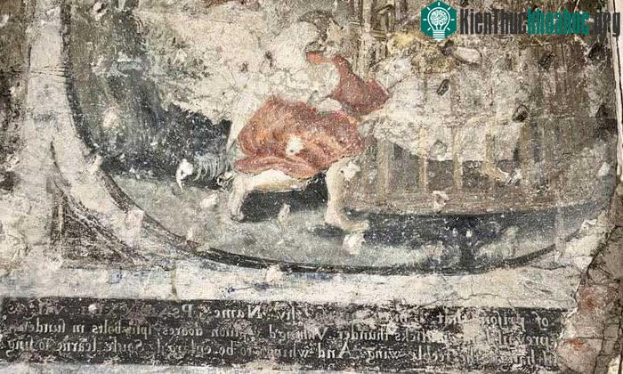 Các bức phù điêu dựa trên tác phẩm Emblems (1635), chấp bút bởi nhà thơ Francis Quarles.