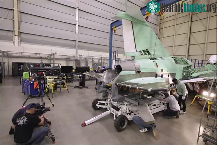 Lockheed Martin bắt đầu sản xuất các bộ phận của X-59 vào tháng 11/2018.