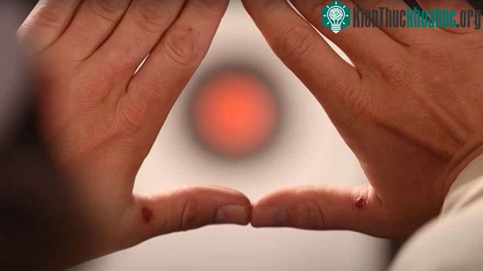 Bài có thể thực hiện để xác định mắt trội của bạn bằng bài kiểm tra Miles.