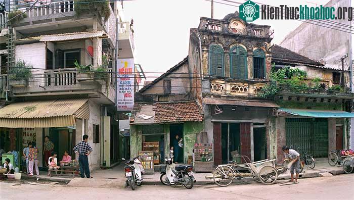 Nhà số 38 phố Mã Mây năm 1994.
