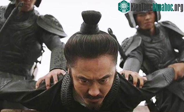 Cho nên, rất nhiều người đơn giản là lười trốn, mà có muốn cũng không dám.