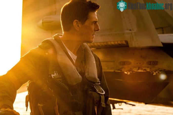 Tom Cruise