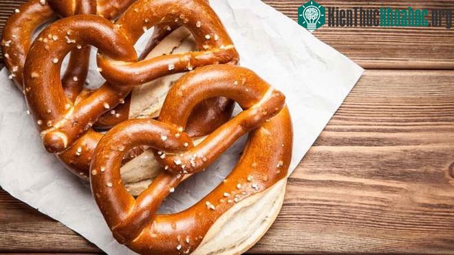 Bánh Pretzel