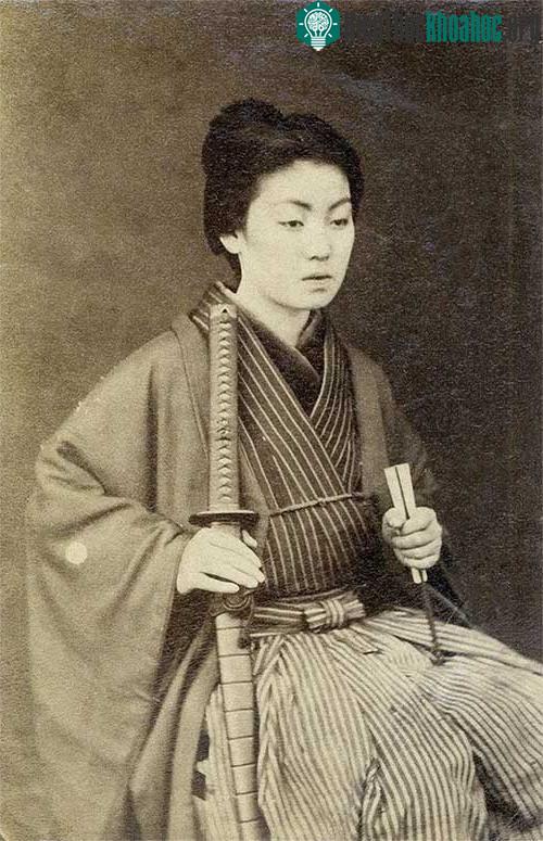 Loạt ảnh hiếm khoe trọn dung mạo cuốn hút lạ thường của các nữ samurai thời xưa